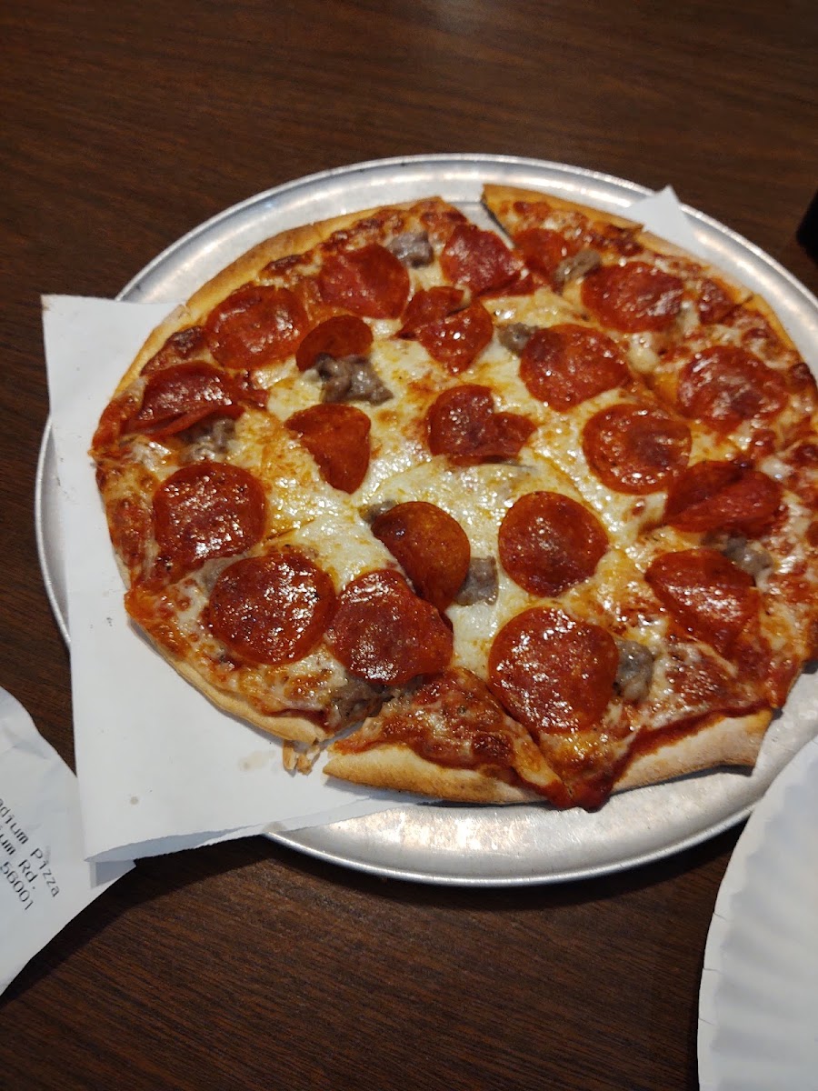 Jake's Stadium Pizza-6